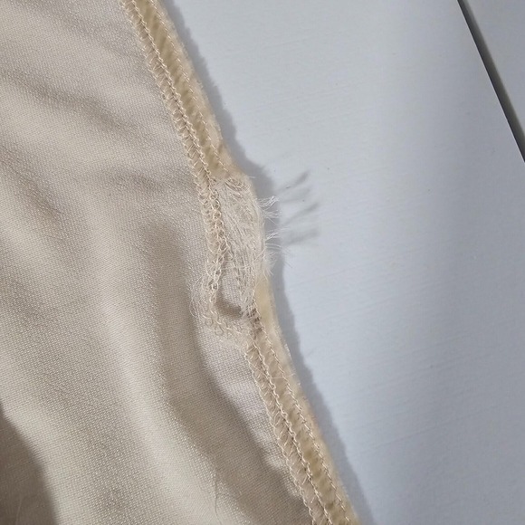 Maeve Womens Crushed Velvet Shirt Size 6 Beige Button Up Long Sleeve V Neck READ - Picture 13 of 14